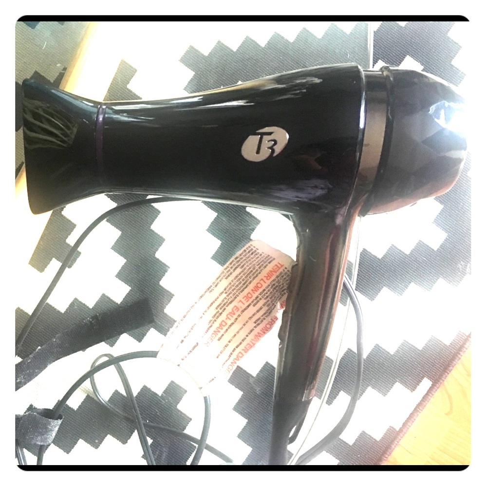 T3 Featherweight Hair Dryer
